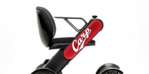 WHILLが広島東洋カープと電動車いす用コラボアイテムを共同製作