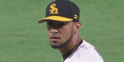 鷹スアレス、2シーズンぶり登板で圧巻投球　156キロ直球で中島を三振斬り