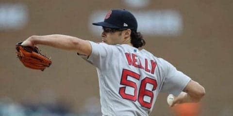 【MLB】曲がりすぎる衝撃的カーブ…打者は“2度見”、米ファン「どうやったら可能？」