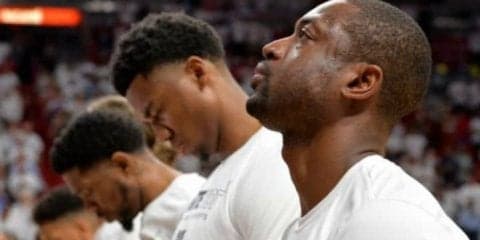 ドウェイン・ウェイドが自分のバッシュを履いた女子選手に科された罰金を肩代わり