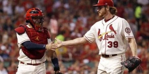 【MLB】13勝目の元Gマイコラスが美人妻の献身に感謝「妻は本当にアメージングだ」