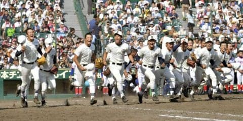 競って育んだ一体感が日大三の逆転劇を生んだ　