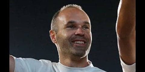 イニエスタは時間と空間を支配。神戸の同僚も「魔法」にかかった