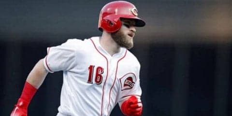 【MLB】捕手が一塁で先発、二塁手のファースト用グラブを借り…“悲劇的“な適時失策!?