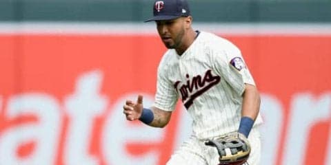 【MLB】ツインズ左翼手、驚異の162キロ豪快バックホーム　米メディア「なんて送球」