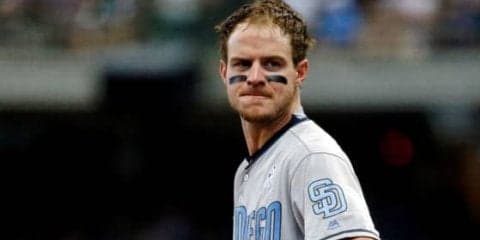 【MLB】パドレス外野手の打球が走者に直撃　“珍プレー”でのアウトに地元TV「不運」