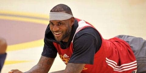 レブロン、デュラント、レナードがワークアウト、来夏のレイカーズ集結の可能性は