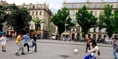 スーパースターの原点「ストリートサッカー」の世界大会が凄い！