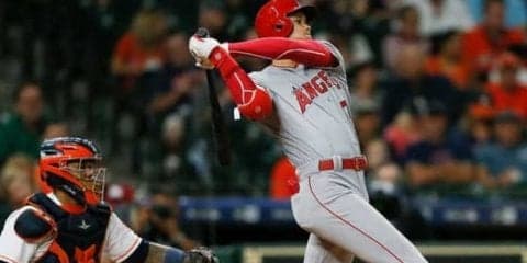 【MLB】大谷翔平、第4打席で初球を捉え中前打　暴投、ボークで5点目のホーム踏む