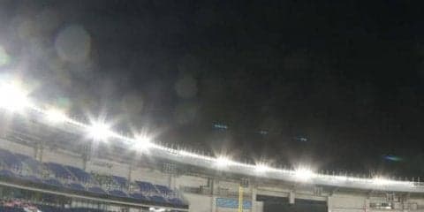 ZOZOマリンでのロッテ-ソフトバンク戦、強風のため試合開始直前に中止に