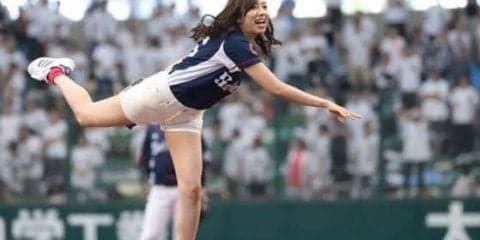 乃木坂46・新内眞衣さんがメットライフドームで始球式　凱旋登板に笑顔