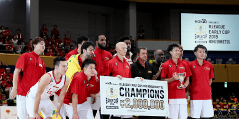 ベック新体制の富山グラウジーズ、攻守にハイクオリティなバスケットで新潟に圧勝