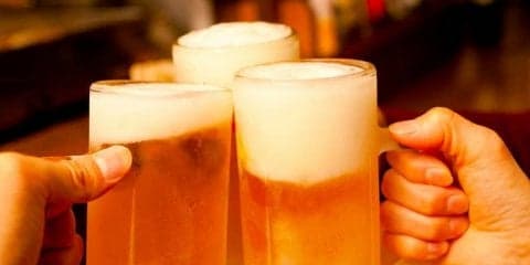 お酒はなぜ太る？筋トレとの関連性は？