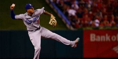 【MLB】苦しい体勢で遊撃定位置から横投げで…剛速球　マチャドの“鬼肩”は「現実離れ」