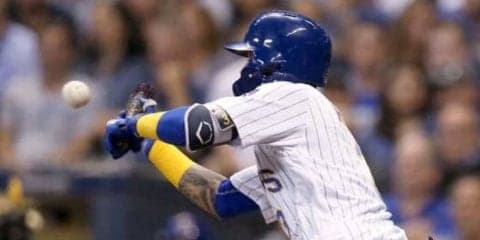 メジャーで常識を覆す奇跡の一打が生まれる　MLB公式絶賛の「バント二塁打」