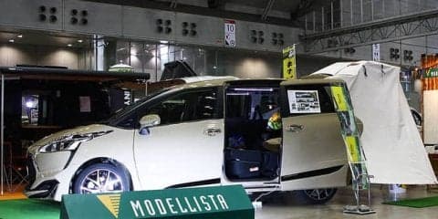 gearholicの世界観にとけ込むモデリスタ、あの2人もいてリアル…カートラジャパン2018