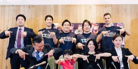 【卓球・Tリーグ】T.T彩たま、異例の3才児の入団会見　第二の福原愛への期待高まる