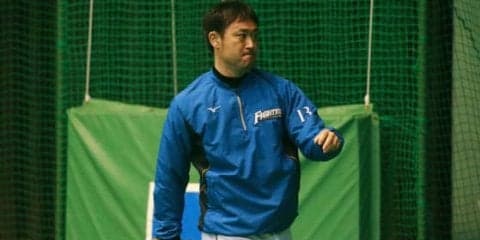 日本ハム石井裕、感動の引退セレモニー　「お母さん、ありがとう」