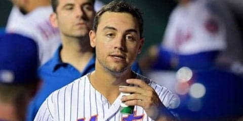 【MLB】メッツ外野手の「スーパーマンのような」超絶ダイブが話題　「なんという男」
