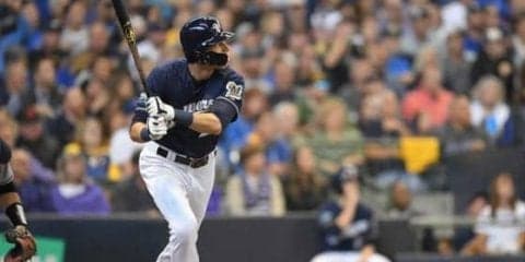 【MLB 地区シリーズ】ブルワーズがサヨナラ勝ちで先勝！　延長10回ムスタカスが右前適時打で決める