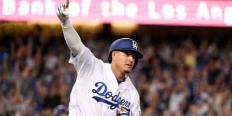 【MLB 地区シリーズ】奇跡の少年!?　誕生日にマチャドのHRキャッチ→全身で歓喜「なんて可愛らしい」