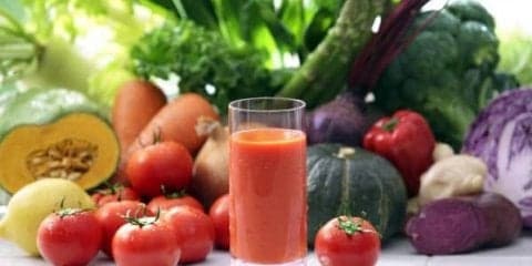 野菜ジュースで栄養はとれる？管理栄養士が解説！