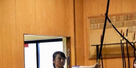 【弓道部女子】　神外大に勝利し、リーグ戦４連勝！