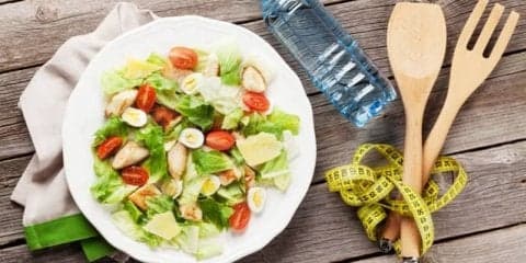 美肌にも効果あり！海外で話題のパワーサラダのとり入れ方