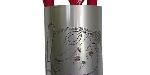 広島東洋カープ承認のオールステンレス製「カープ坊や 傘立て」発売