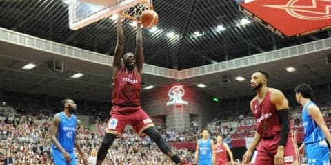 勝負どころのインテンシティで滋賀を上回った川崎、新体制ホーム開幕を白星で飾る