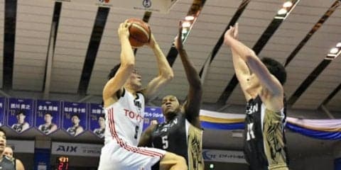 馬場雄大が牽引したアルバルク東京、守り合いの展開を制してシーホース三河を撃破