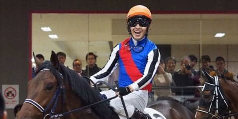 【東京4R/2歳新馬】田辺「実戦向きでしたね」ラストヌードル直線一気