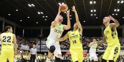 激しいディフェンスでSR渋谷を押さえ込んだレバンガ北海道、前日の雪辱を果たす