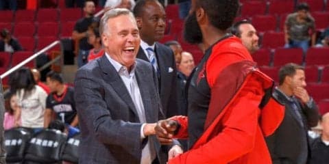 ベテラン揃いのロケッツをまとめ上げる指揮官、マイク・ダントーニの人心掌握術