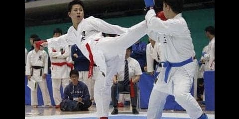 １年生佐々木がベスト８　積極的な空手で健闘／関東学生道体重別選手権