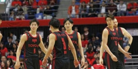 アルバルク東京が鉄壁の守備で川崎ブレイブサンダースを粉砕、強豪対決で連勝する