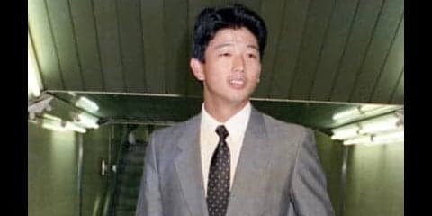 ９球団の誘いもあっさり拒否。慶応大左腕は１億よりスーツを選んだ