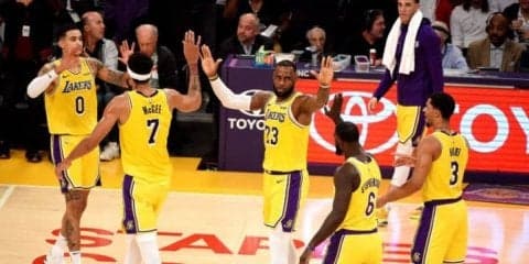 怒涛の追撃でオーバータイムに持ち込むもスパーズに屈す、レイカーズは開幕3連敗