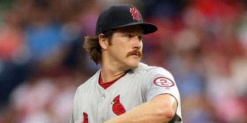 【MLB】元Gマイコラスが一家団らん　美人妻がハロウィン写真公開「最高にキュートな家族」