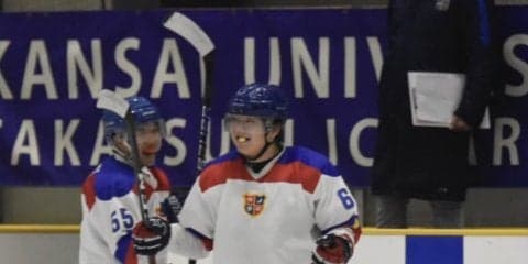 【アイスホッケー部】 京産大を７－０で下し、予選リーグ２位でプレーオフ進出