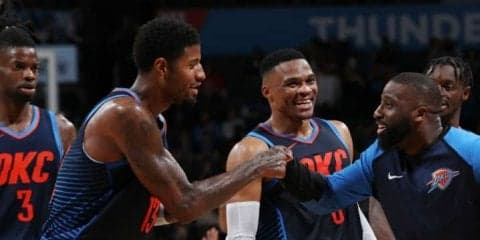 新スタイルの片鱗を見せ、オフェンスが機能したサンダーが今シーズン初勝利