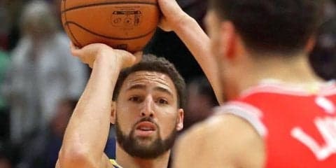 クレイ・トンプソン、3ポイントシュート14本のNBA新記録で開幕からの不振を払拭