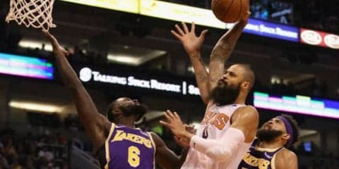 守備改善を狙うレイカーズ、ベテランセンターのタイソン・チャンドラーを獲得か？