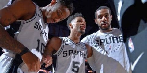 今シーズン絶望のデジャンテ・マレーに、グレッグ・ポポビッチ流の英才教育を実施