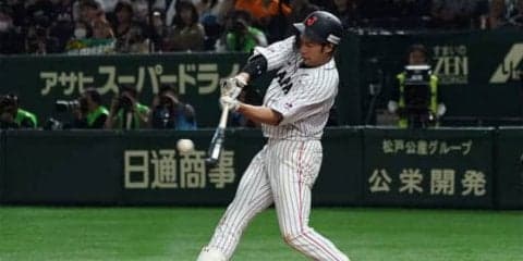【日米野球】侍ジャパン、柳田の劇的逆転サヨナラ2ランで白星発進　バックスクリーンに豪快弾