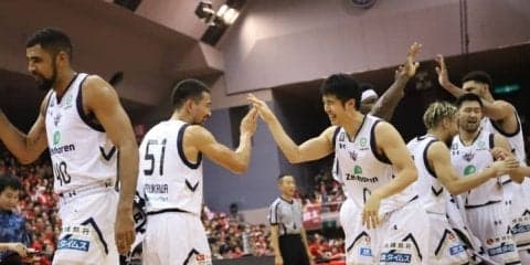 インサイドへのアタックが光る琉球ゴールデンキングス、千葉ジェッツの堅守を攻略