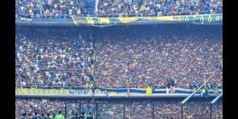 大統領まで参戦。リベルタドーレス杯の「スーペルクラシコ」が激熱だ