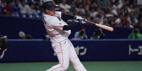 【日米野球】侍ジャパン岡本、13打席目に待望の代表1号！　2回にバックスクリーン特大ソロ