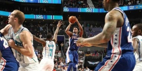 ジミー・バトラーがラスト20秒間に攻守で大活躍、延長戦を制しホーネッツに勝利