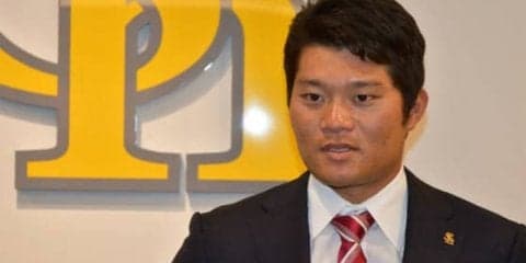 ホークス美間が2度目の交渉でサイン　「バッティングで結果を出さないと」